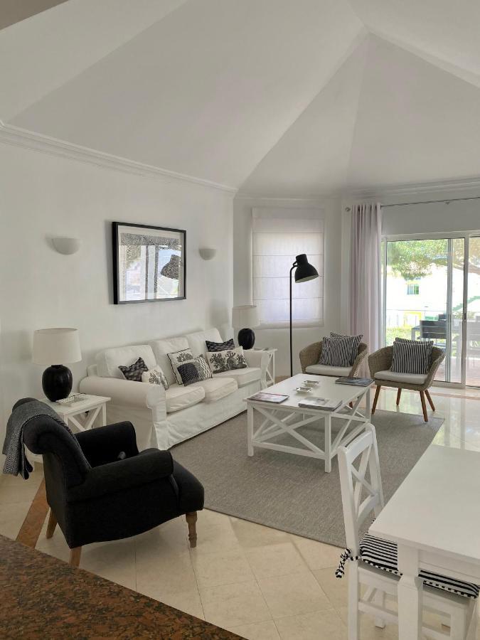 Beautiful Apartment For Rent In Quinta Do Lago With Excellent Resort Facilities Close To Lake And Beach. Екстер'єр фото