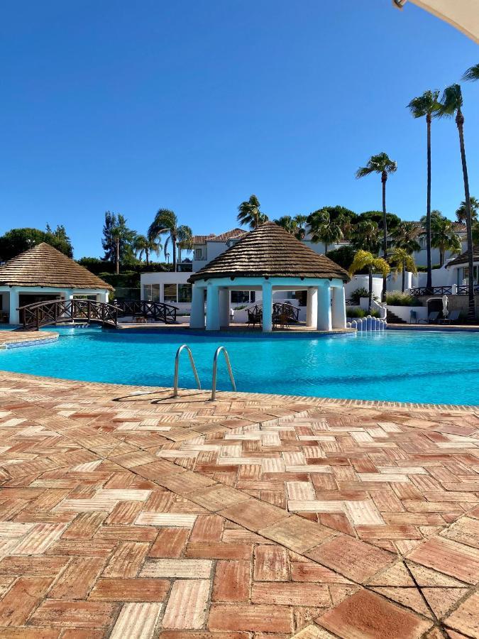 Beautiful Apartment For Rent In Quinta Do Lago With Excellent Resort Facilities Close To Lake And Beach. Екстер'єр фото